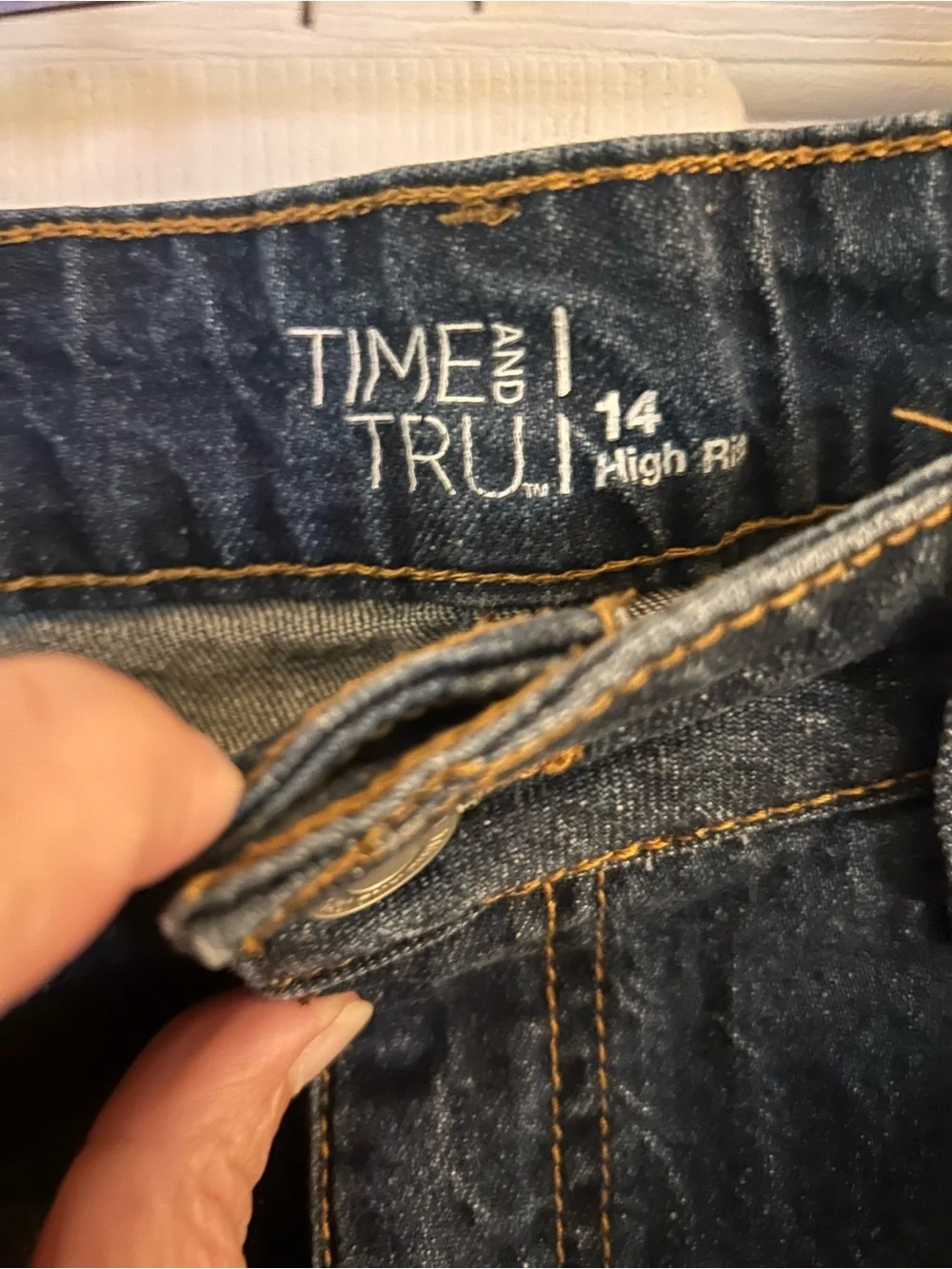 Time and Tru Dark Blue High-Rise Ankle Jeans - Picture 2 of 9